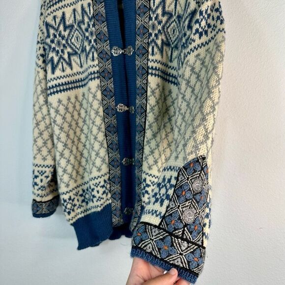 Vintage 90s Dale of Norway Nordic Blue Fair Isle Knit Cardigan Sweater Small - Picture 3 of 8